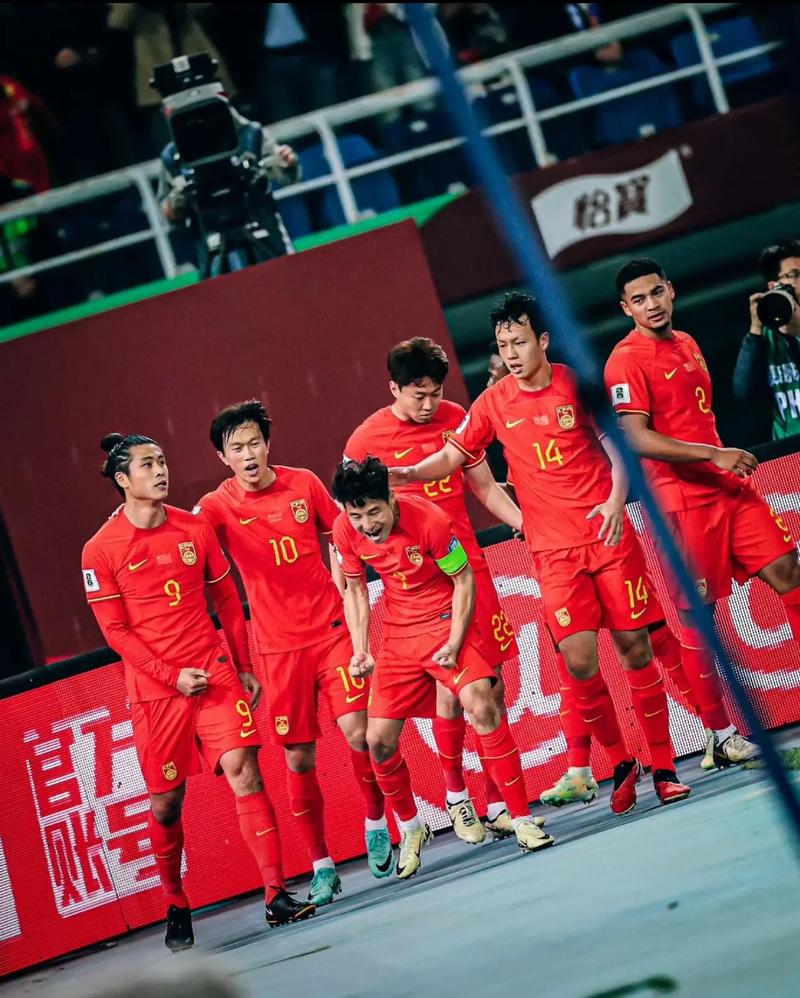 ăn nhiều trứng gà có tốt không